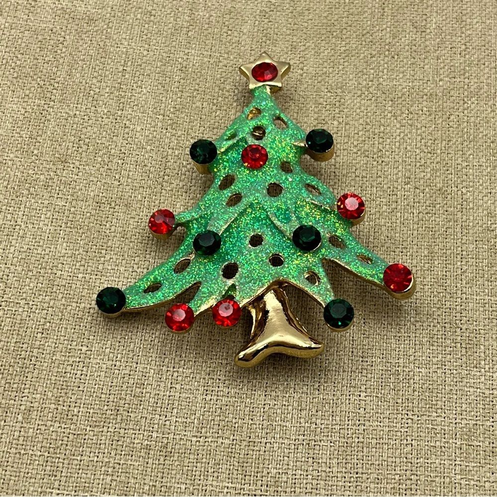 Vintage Elegant Green and Red Brooch Jewelry